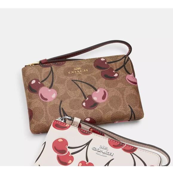 🍒 Coach Corner Zip Wristlet In Signature Canvas With Cherry Print - Picture 5 of 12